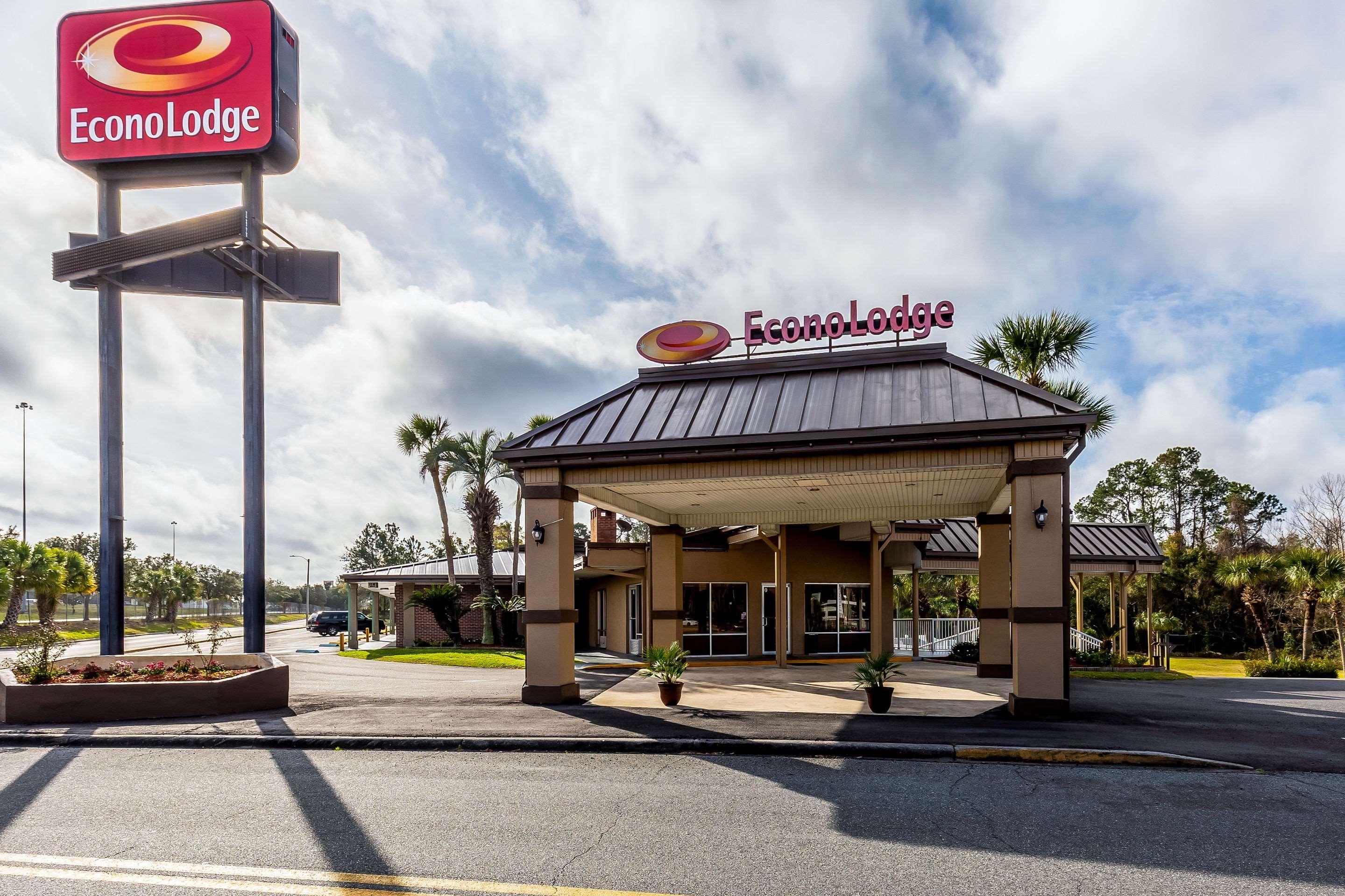 Econo Lodge Lake City-North Exterior photo